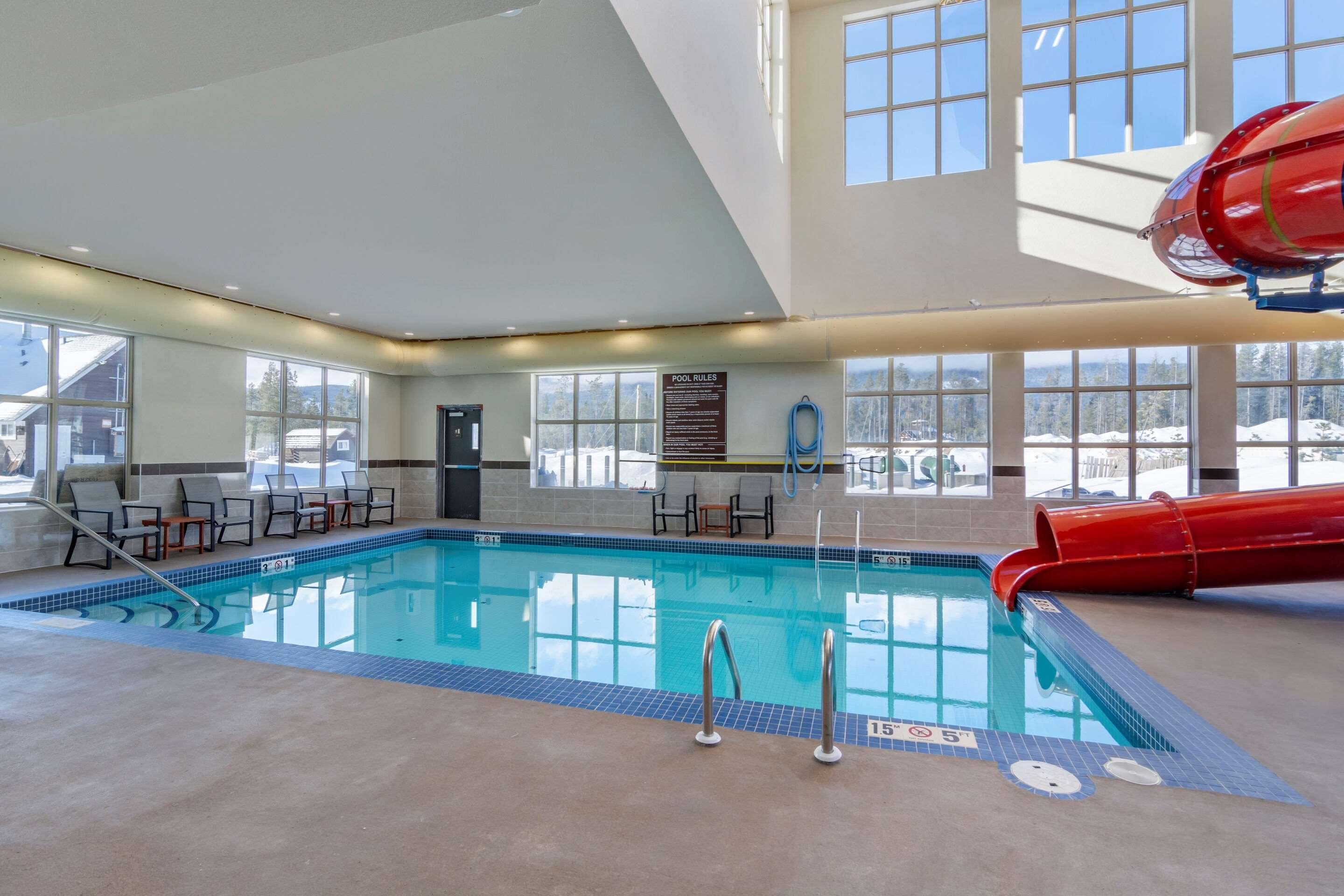 Comfort Inn & Suites Valemount Exteriér fotografie
